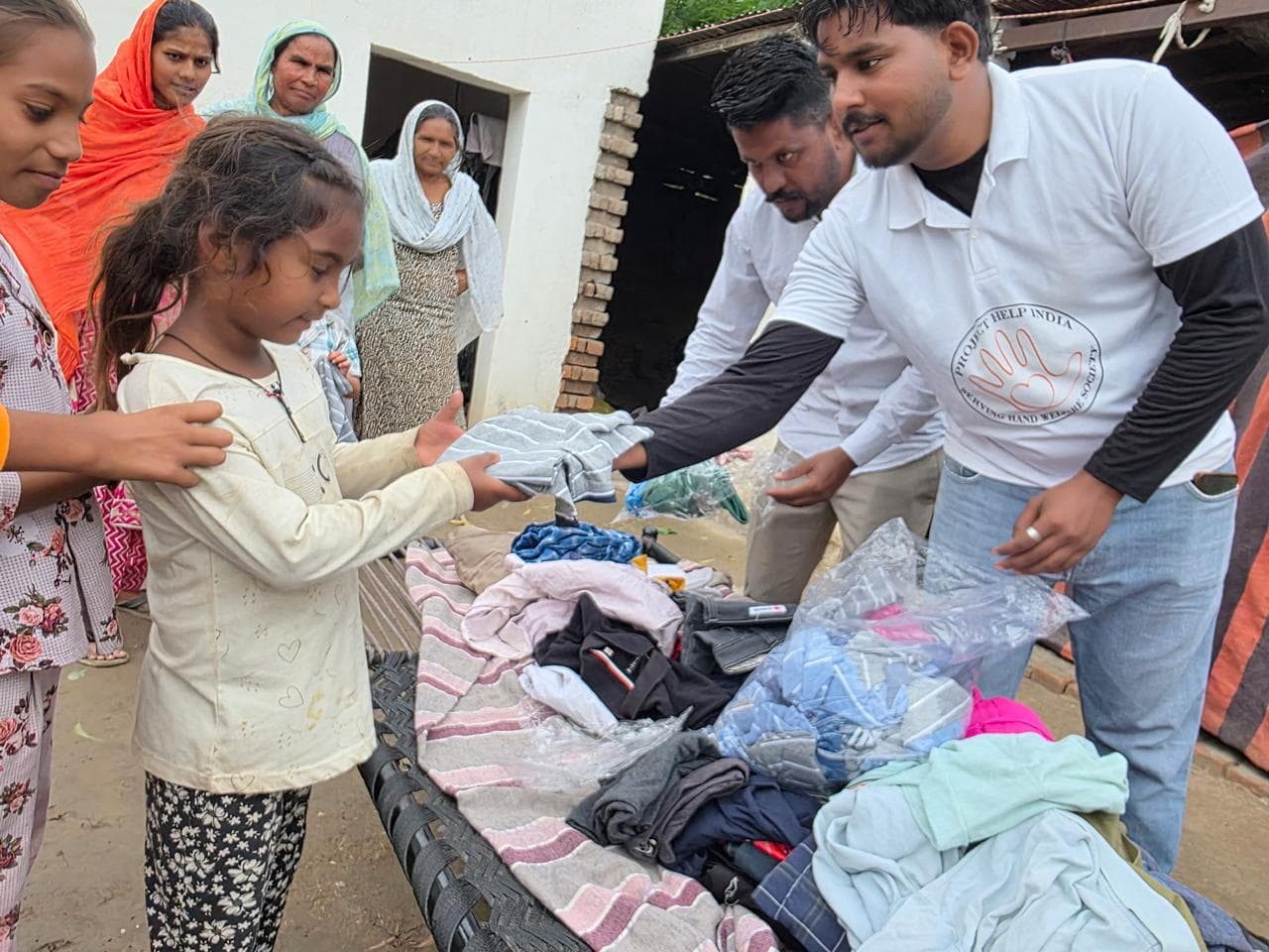 Serving Hand welfare event with participants