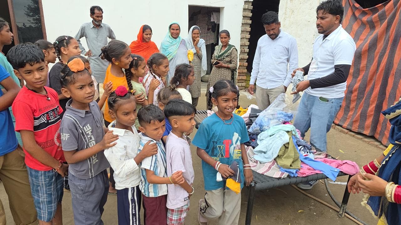 Serving Hand program participants and volunteers